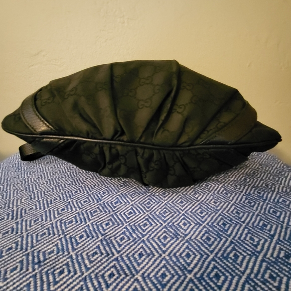 Gucci GG Supreme Abbey Small D Ring - Picture 9 of 16